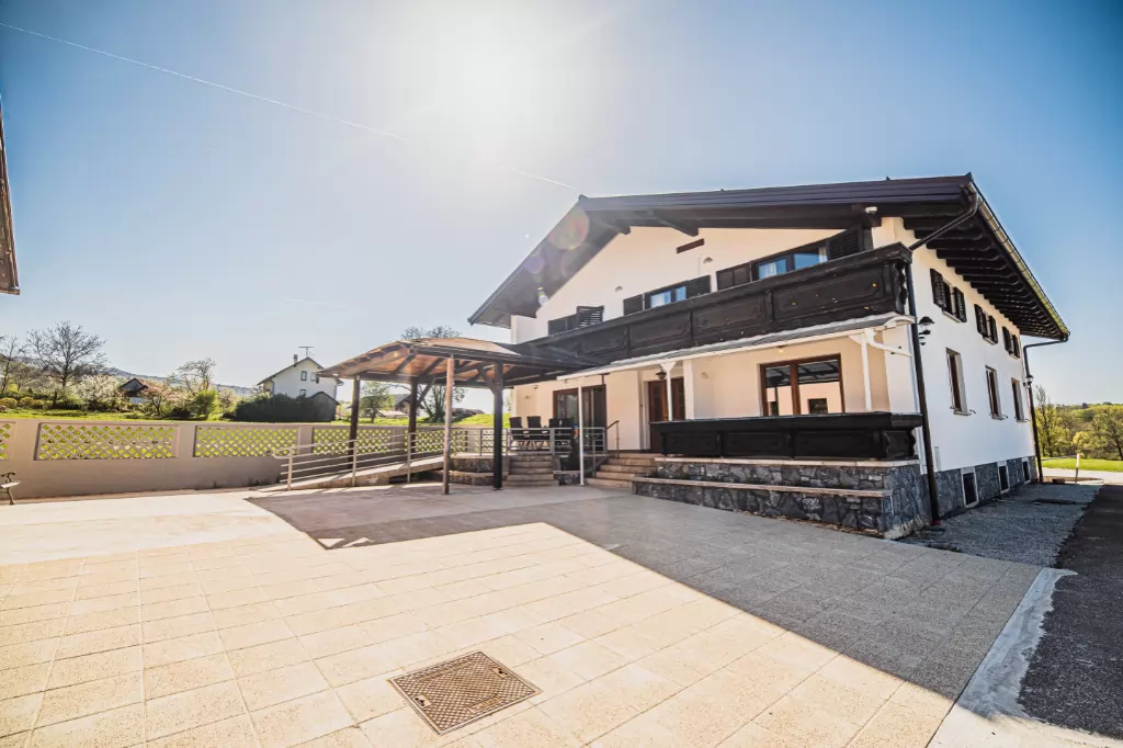 Holiday Home Toplica Natura s naravno termalno kopeljo