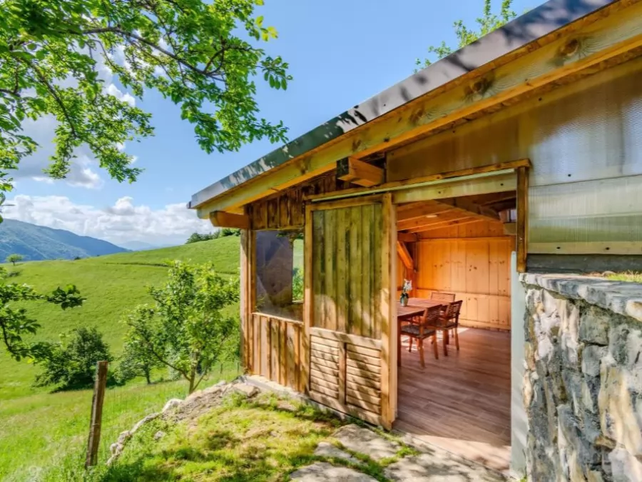 Holiday Homes Pr’ Pelaku