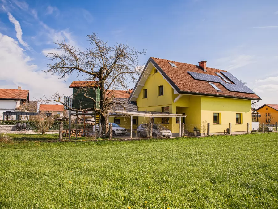 Mountain View Apartment with Sauna